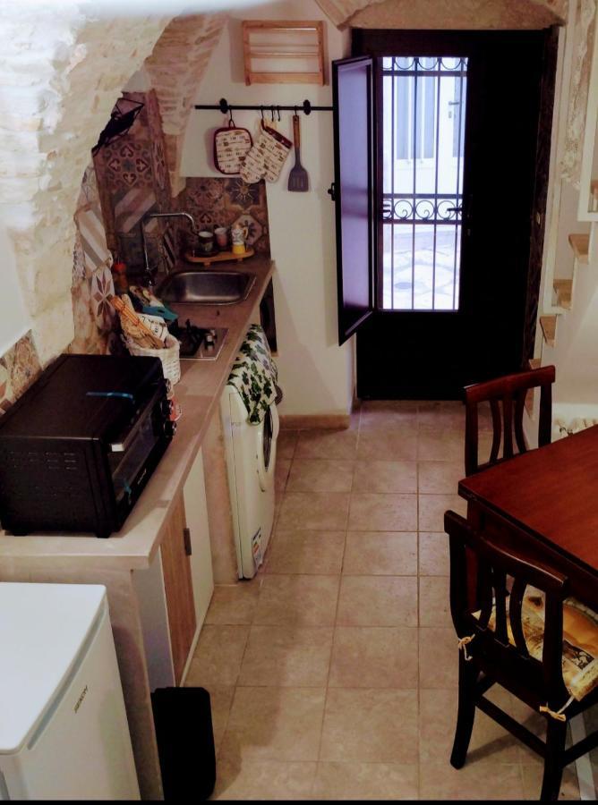 Al Bianco Nido White Stone Apt In Martina Franca Dış mekan fotoğraf