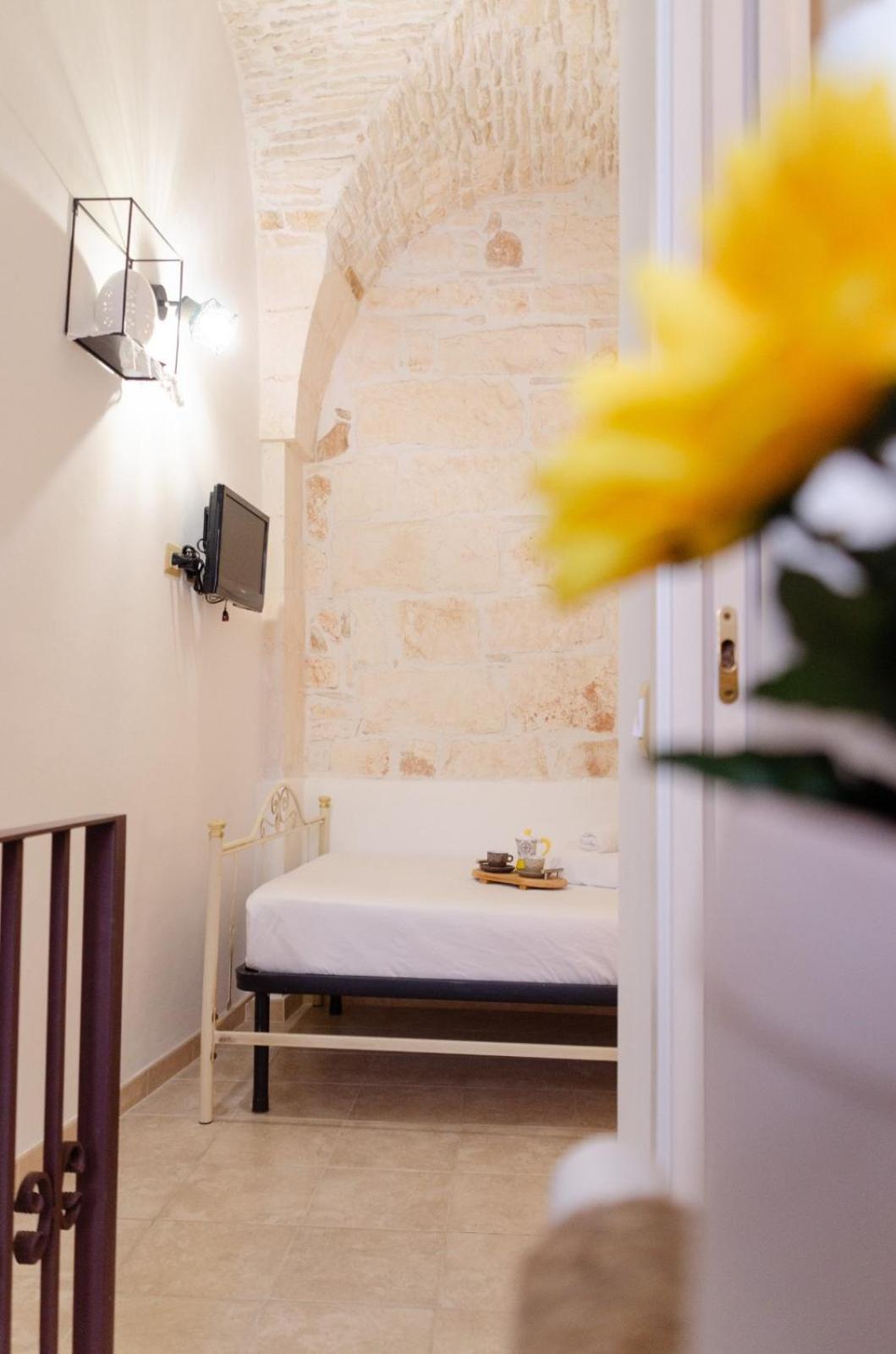 Al Bianco Nido White Stone Apt In Martina Franca Dış mekan fotoğraf