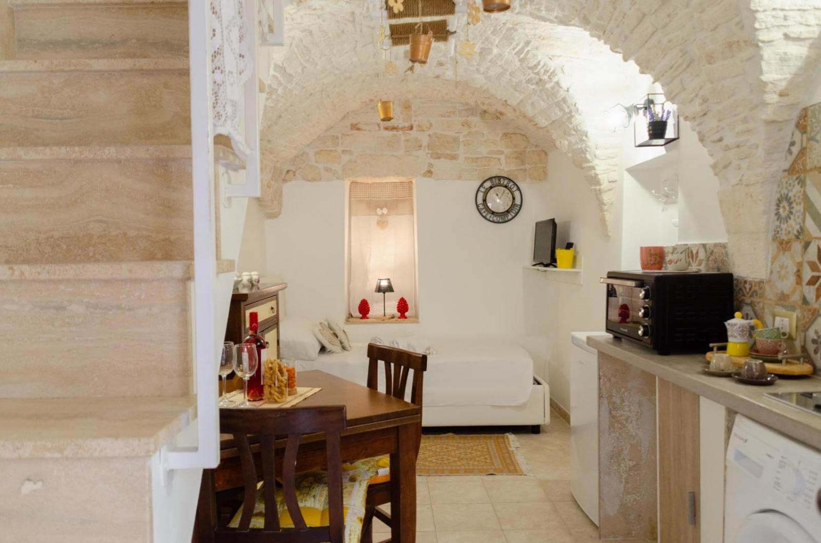 Al Bianco Nido White Stone Apt In Martina Franca Dış mekan fotoğraf
